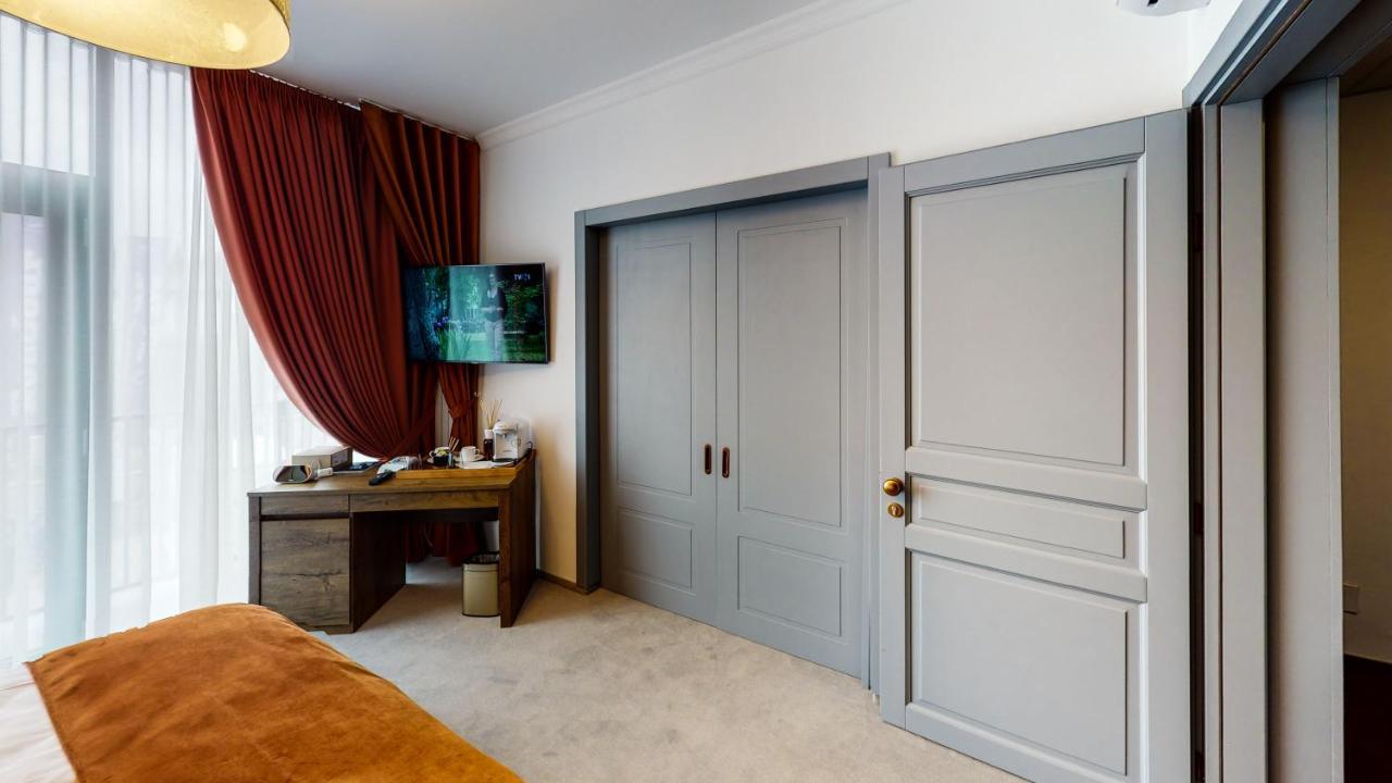 Hotel Angel Sofia Fălticeni Dış mekan fotoğraf