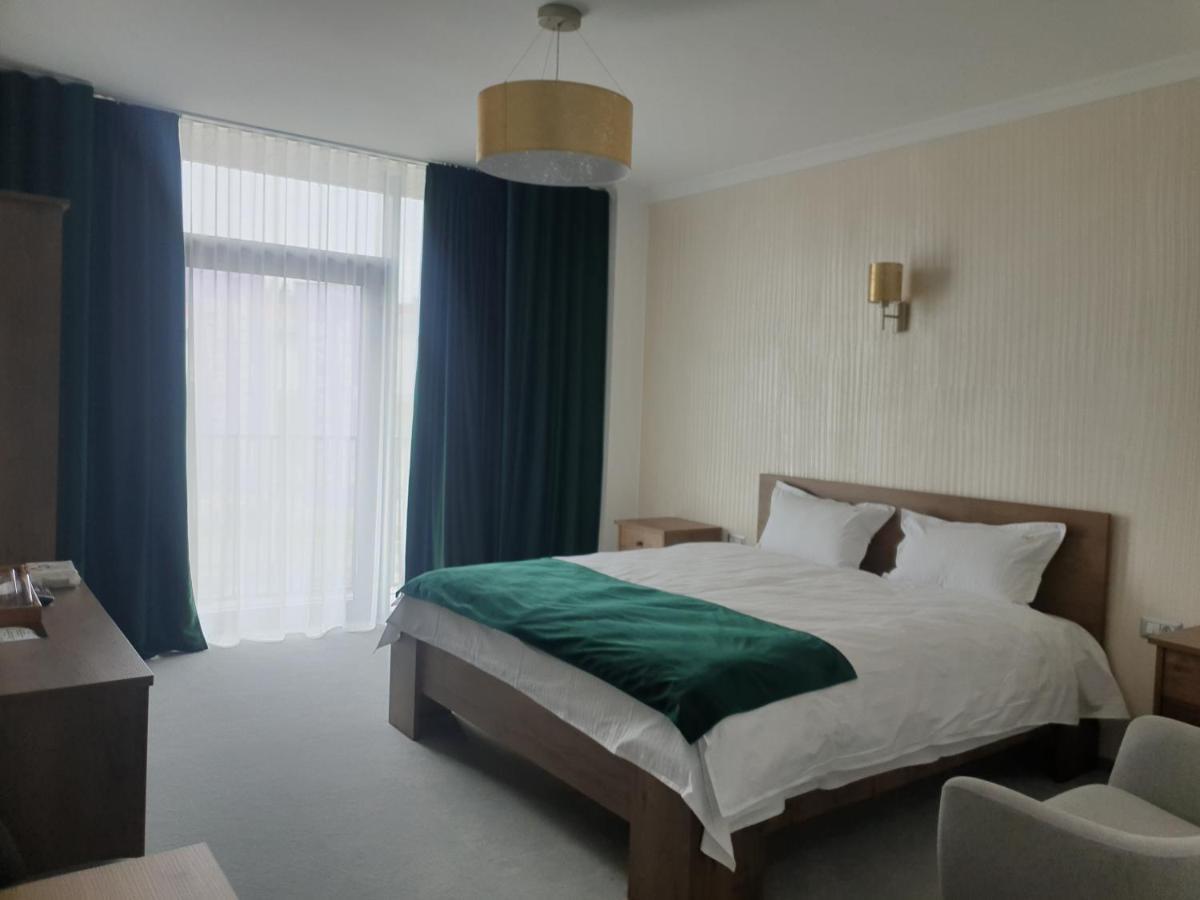 Hotel Angel Sofia Fălticeni Dış mekan fotoğraf