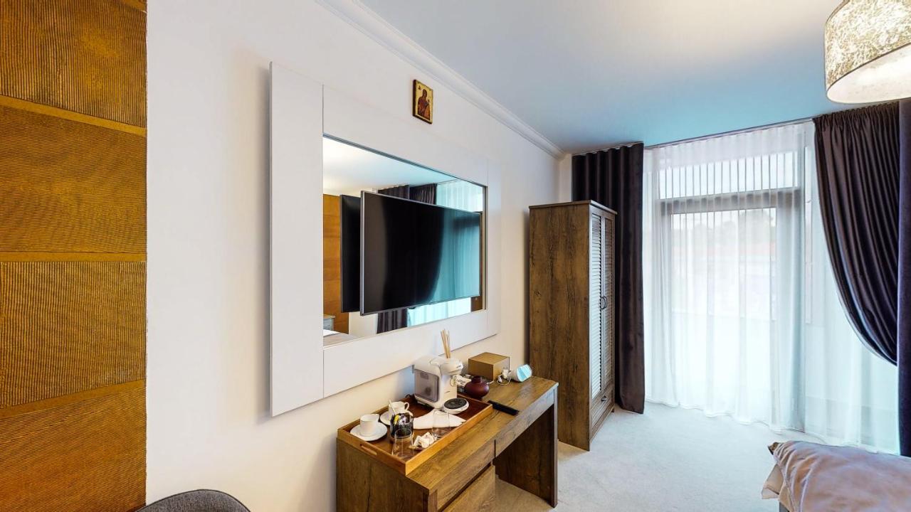 Hotel Angel Sofia Fălticeni Dış mekan fotoğraf
